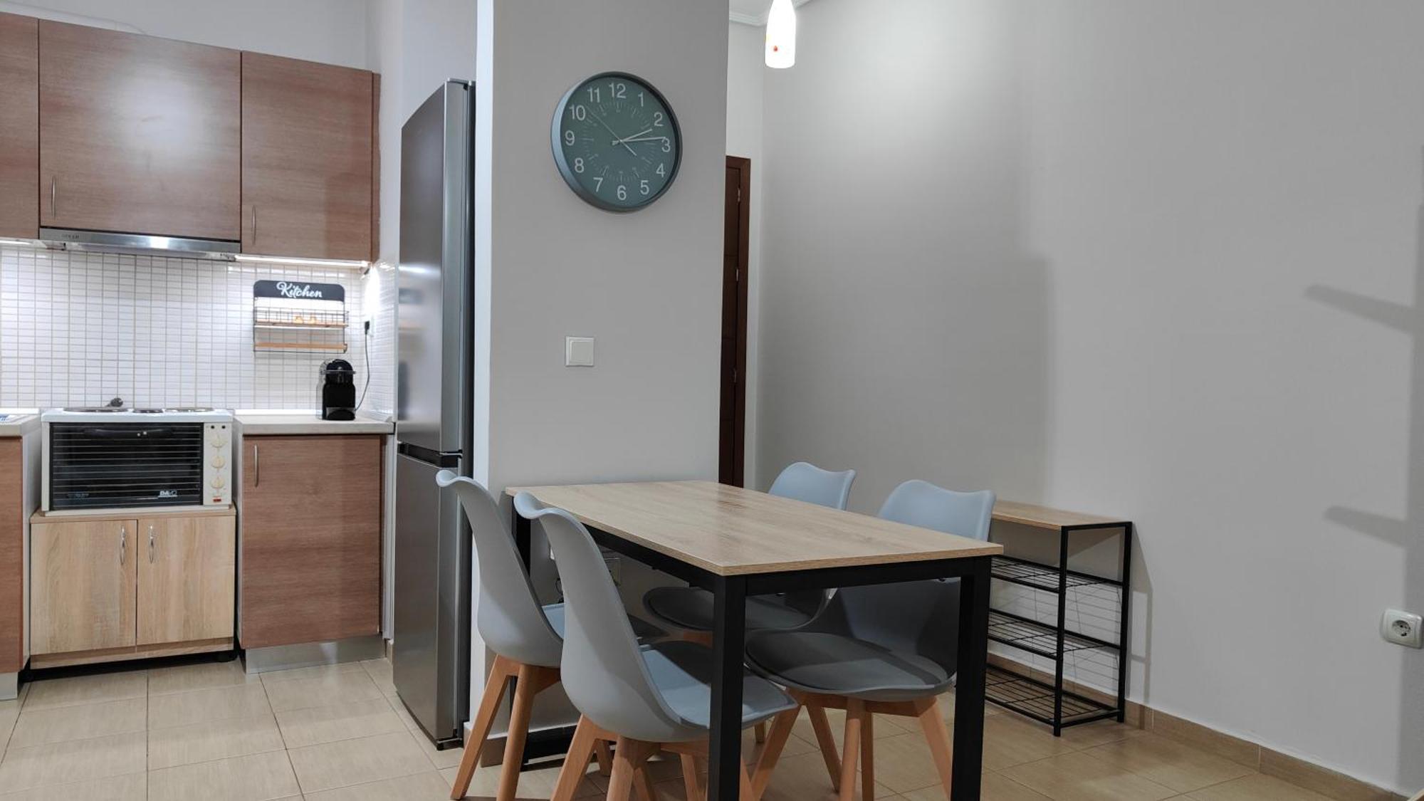 Rock & Roll 1 - Modern Apartment In Trikala Екстер'єр фото